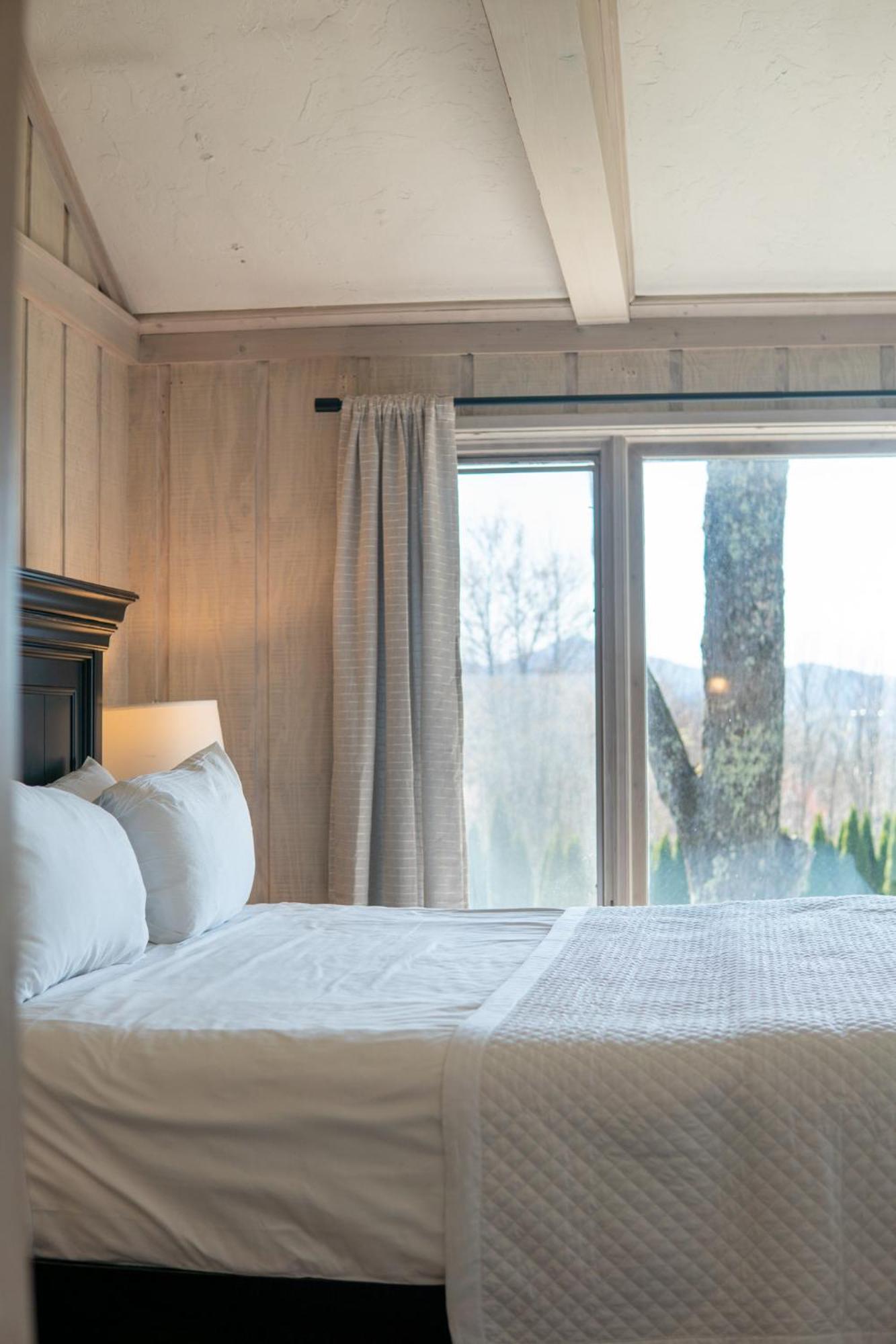 Inn At Crestwood Boone Zewnętrze zdjęcie