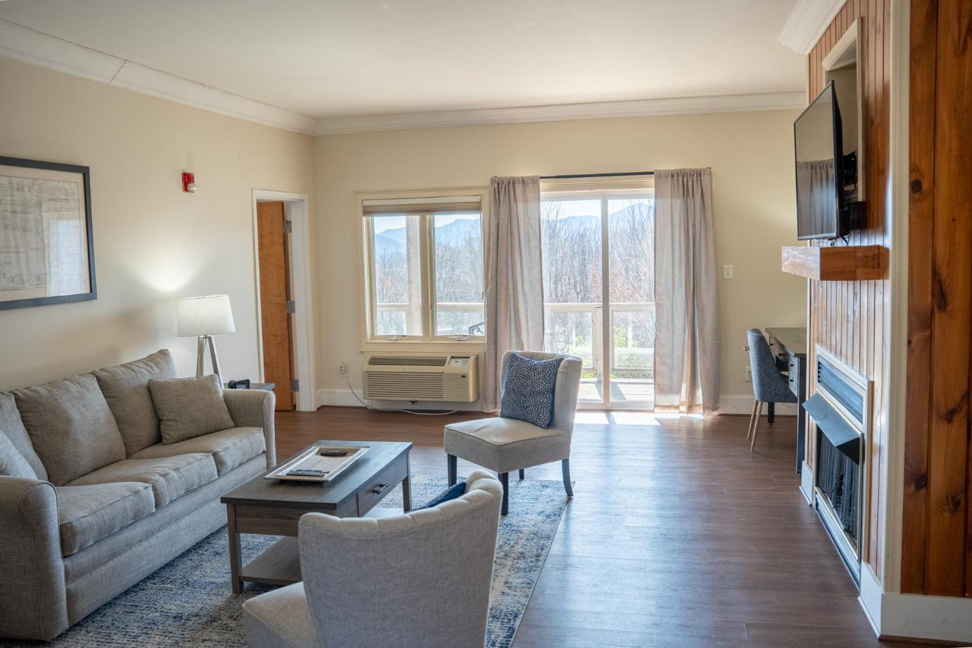 Inn At Crestwood Boone Zewnętrze zdjęcie